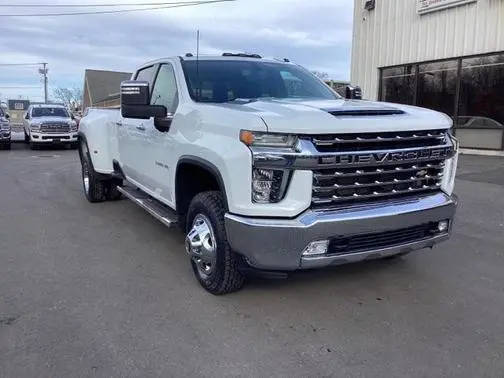 2022 Chevrolet Silverado 3500HD LTZ 4WD photo