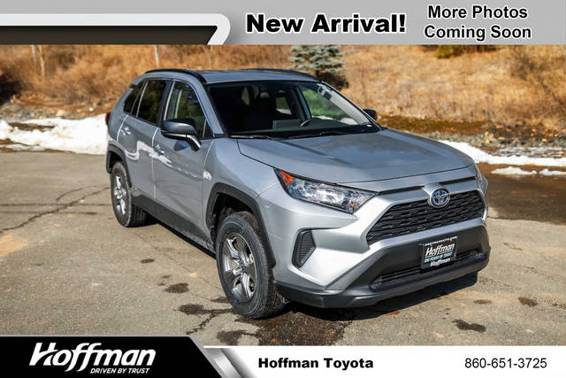 2022 Toyota RAV4 Hybrid LE AWD photo