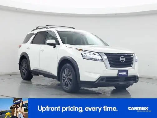 2022 Nissan Pathfinder SV 4WD photo