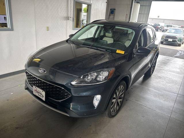 2022 Ford Escape Titanium AWD photo