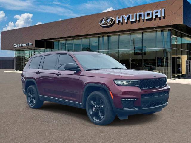 2022 Jeep Grand Cherokee L Limited RWD photo