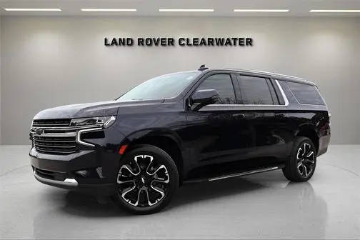 2022 Chevrolet Suburban LT RWD photo