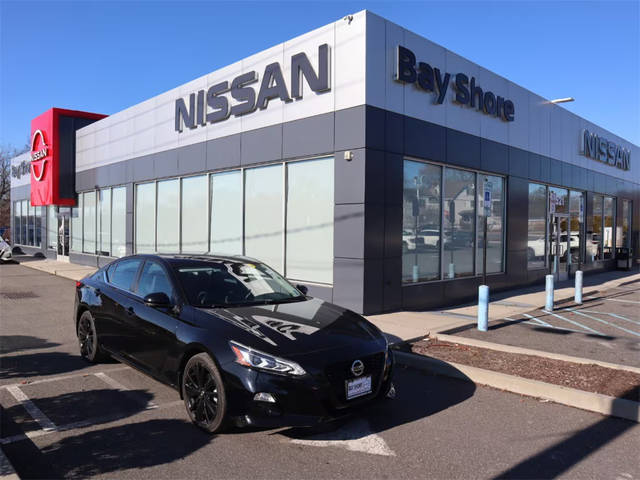 2022 Nissan Altima 2.5 SR FWD photo