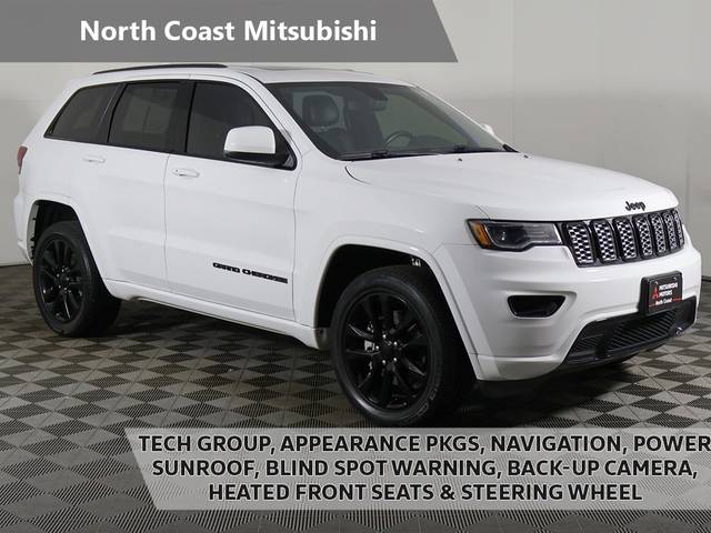 2022 Jeep Grand Cherokee Laredo X 4WD photo