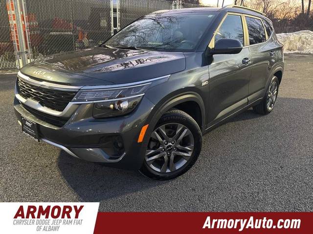 2022 Kia Seltos S AWD photo