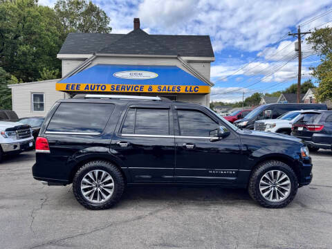 2016 Lincoln Navigator Select RWD photo