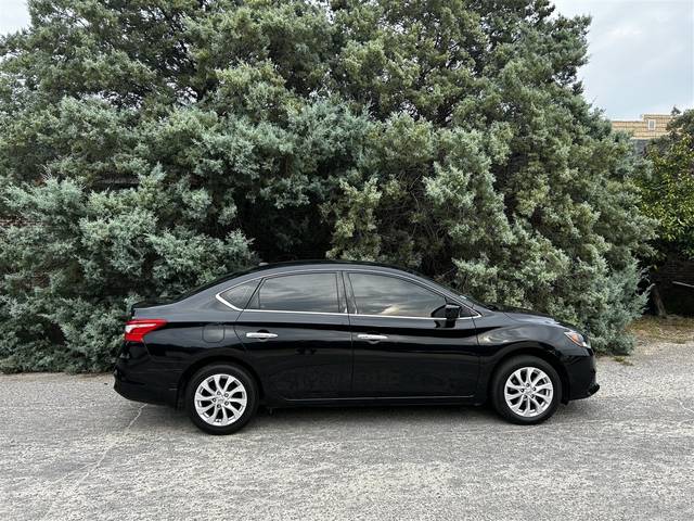 2019 Nissan Sentra SV FWD photo