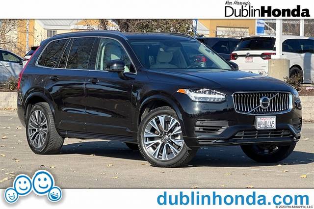 2020 Volvo XC90 Momentum AWD photo