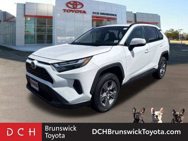 2022 Toyota RAV4 XLE AWD photo