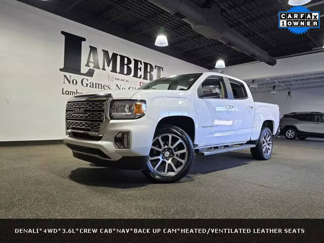 2022 GMC Canyon 4WD Denali 4WD photo