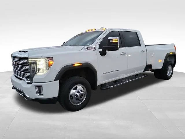 2022 GMC Sierra 3500HD Denali 4WD photo