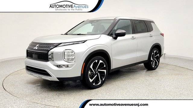 2022 Mitsubishi Outlander SE 4WD photo