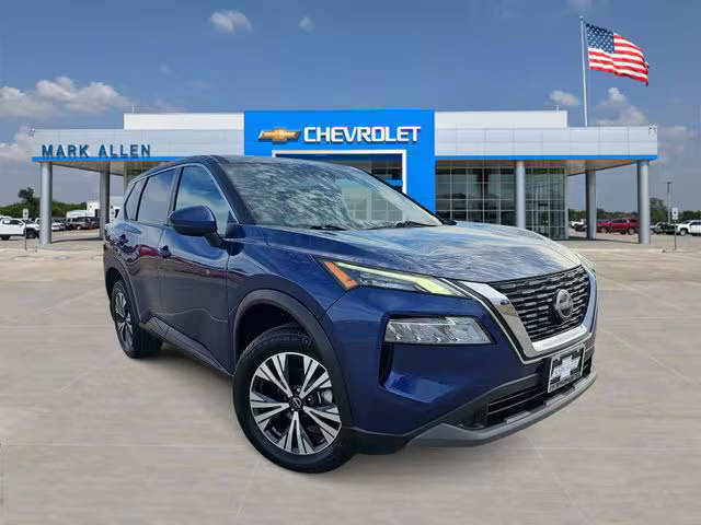 2022 Nissan Rogue SV FWD photo