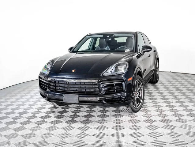 2022 Porsche Cayenne Coupe  AWD photo