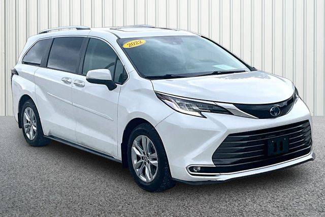 2022 Toyota Sienna Limited AWD photo