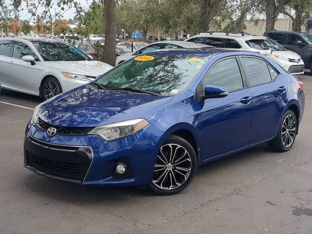 2015 Toyota Corolla  FWD photo