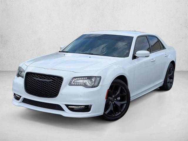 2022 Chrysler 300 Touring L RWD photo