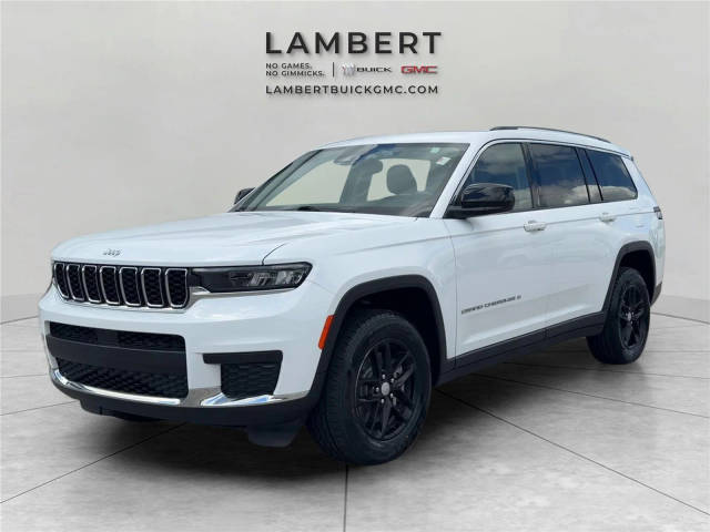 2022 Jeep Grand Cherokee L Laredo 4WD photo