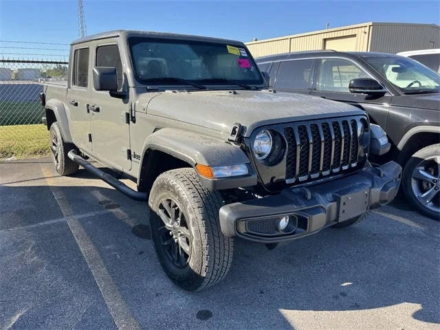 2022 Jeep Gladiator Altitude 4WD photo