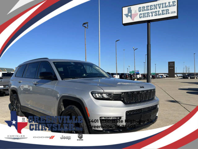 2022 Jeep Grand Cherokee L Limited 4WD photo