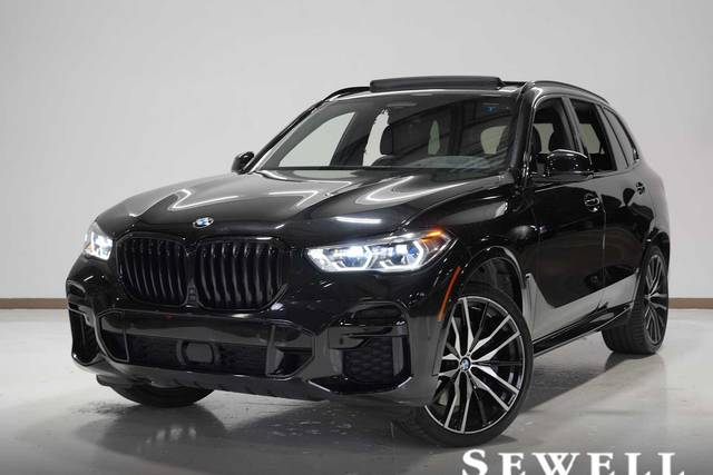2022 BMW X5 M50i AWD photo