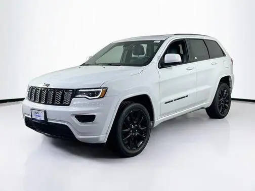 2022 Jeep Grand Cherokee Laredo X 4WD photo