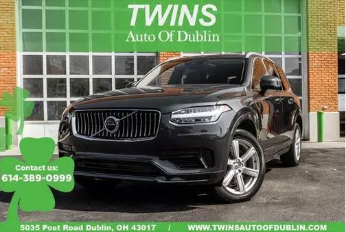 2021 Volvo XC90 Momentum AWD photo