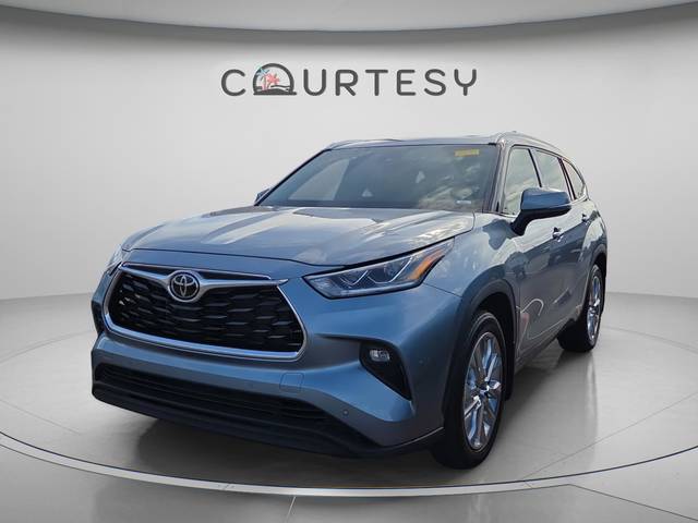 2022 Toyota Highlander Limited AWD photo