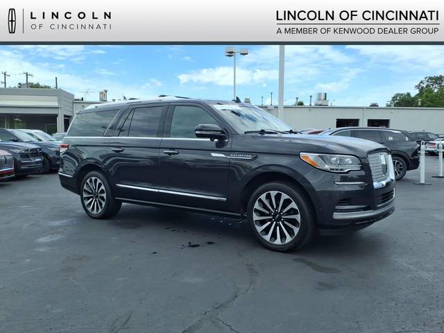 2022 Lincoln Navigator L Reserve 4WD photo
