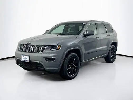 2022 Jeep Grand Cherokee Laredo X 4WD photo