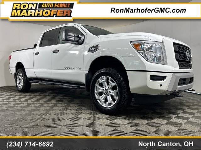 2022 Nissan Titan XD SV 4WD photo