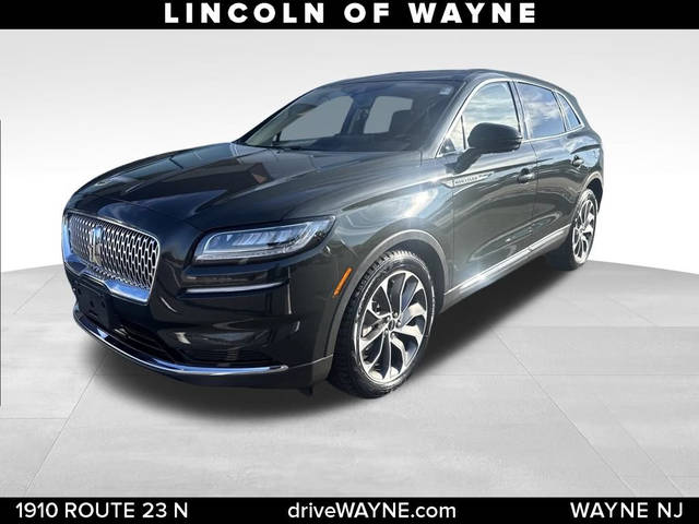 2022 Lincoln Nautilus Reserve AWD photo