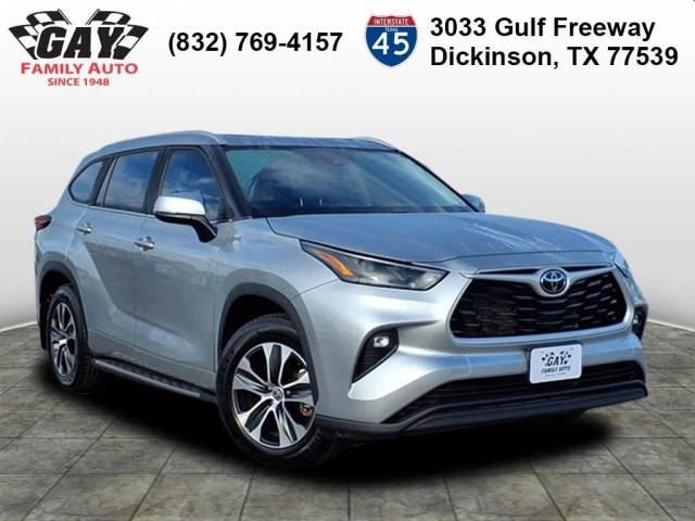 2022 Toyota Highlander XLE FWD photo