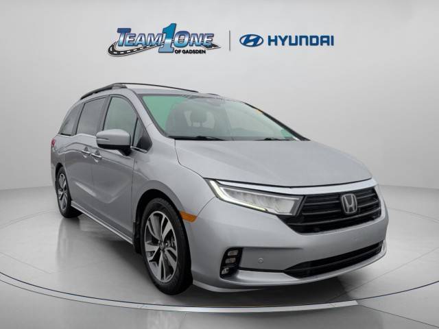 2022 Honda Odyssey Touring FWD photo