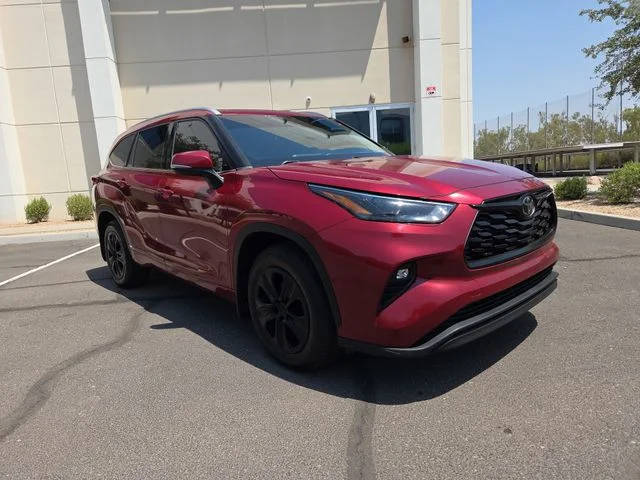 2022 Toyota Highlander XLE AWD photo