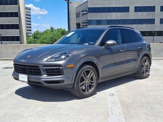 2022 Porsche Cayenne  AWD photo