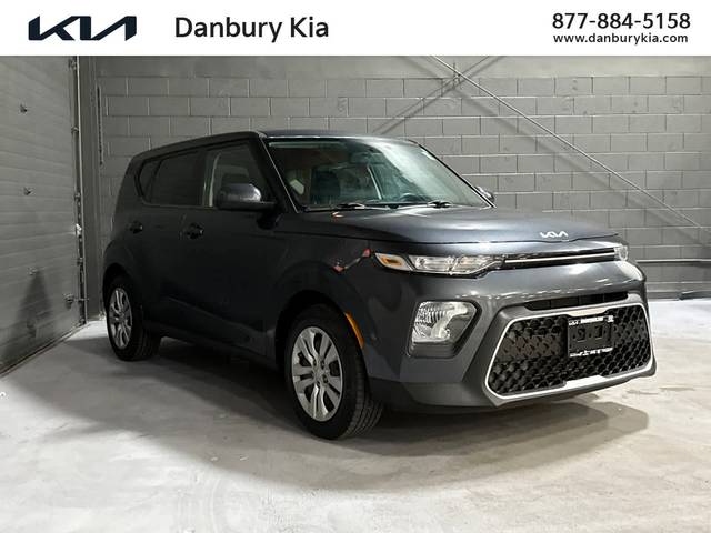 2022 Kia Soul LX FWD photo