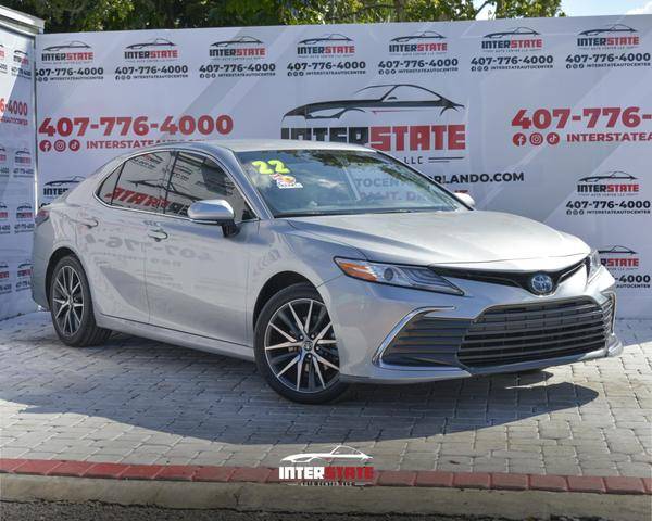 2022 Toyota Camry Hybrid XLE FWD photo