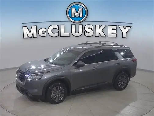 2022 Nissan Pathfinder SV FWD photo