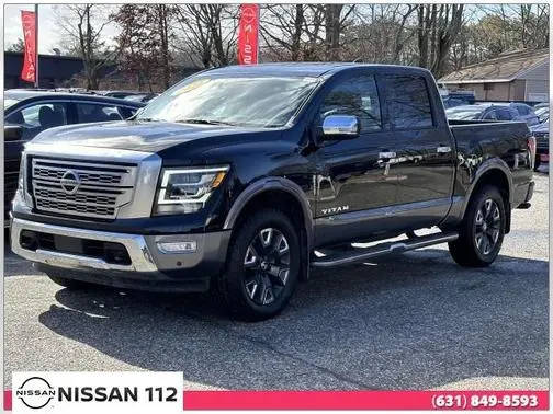 2022 Nissan Titan Platinum Reserve 4WD photo