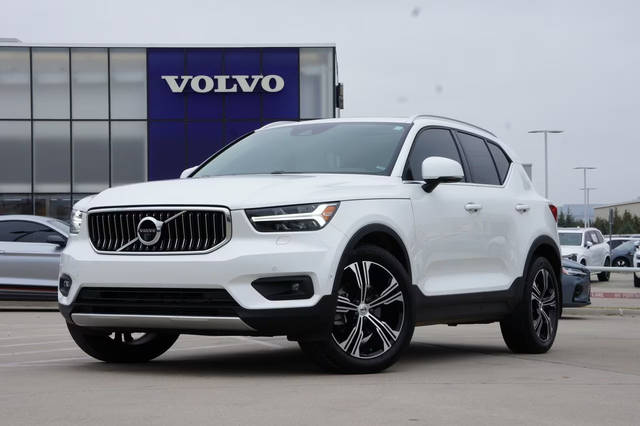 2022 Volvo XC40 Inscription AWD photo