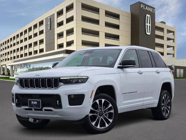 2022 Jeep Grand Cherokee Overland 4WD photo