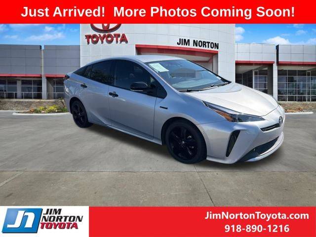 2022 Toyota Prius Nightshade FWD photo