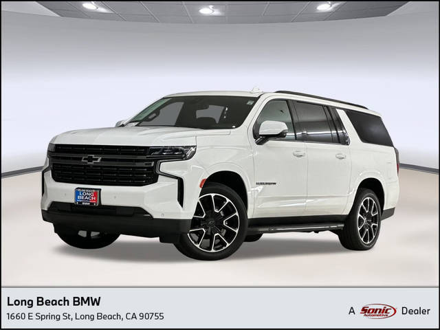 2022 Chevrolet Suburban RST 4WD photo