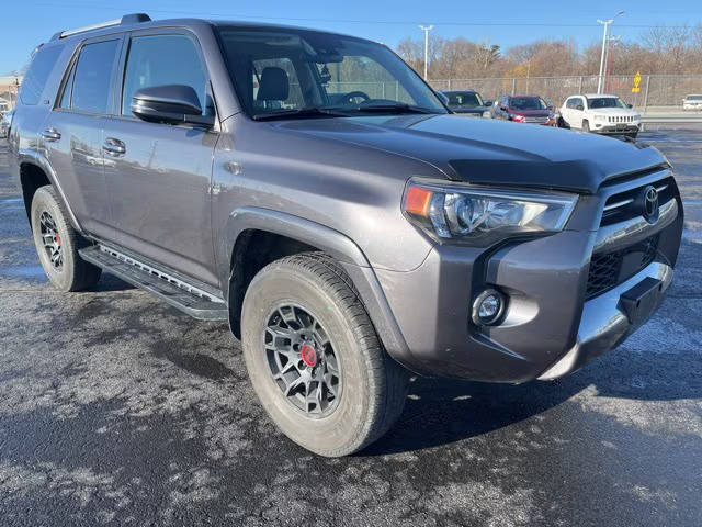 2022 Toyota 4Runner SR5 Premium 4WD photo