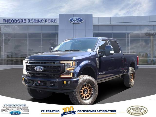 2022 Ford F-250 Super Duty LARIAT 4WD photo