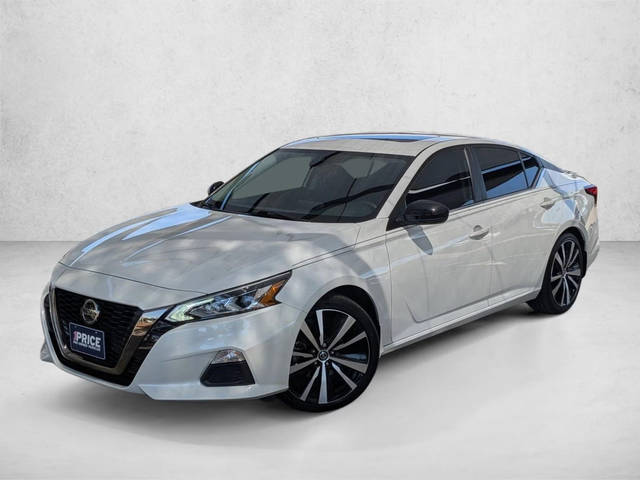 2022 Nissan Altima 2.0 SR FWD photo