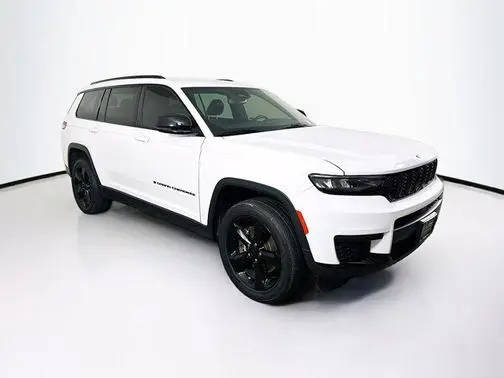 2022 Jeep Grand Cherokee L Altitude 4WD photo