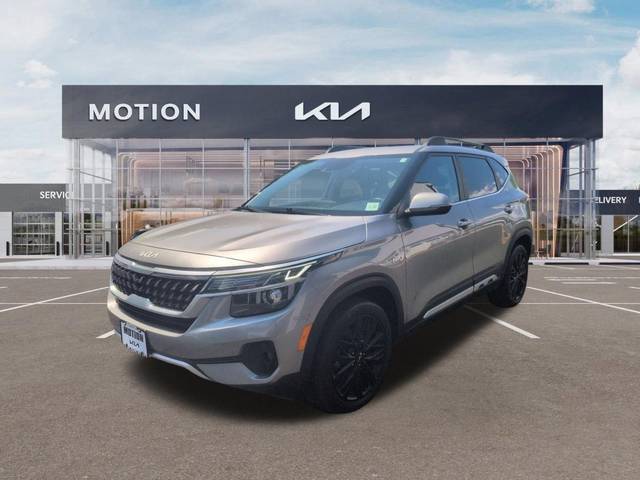 2022 Kia Seltos Nightfall AWD photo