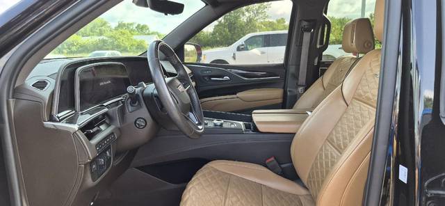 2022 Cadillac Escalade ESV Sport 4WD photo